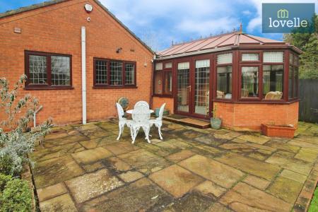 2 bedroom Detached bungalow for sale in Newbridge Lane, Covenham St. Mary, LN11