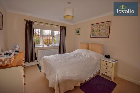 3 bedroom Detached bungalow for sale in South Road, Tetford, LN9
