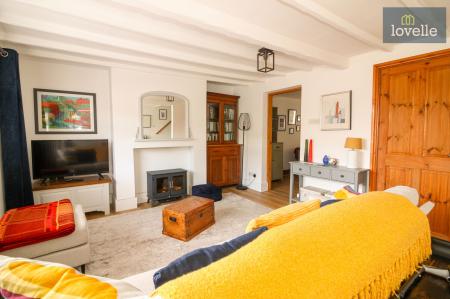 3 bedroom Semi-detached house for sale in Newmarket, Louth, LN11