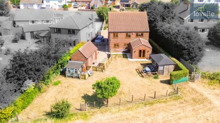 4 bedroom Detached house for sale in Keeling Street, North Somercotes, LN11