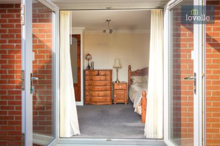 3 bedroom Detached bungalow for sale in Mill Lane, Legbourne, LN11