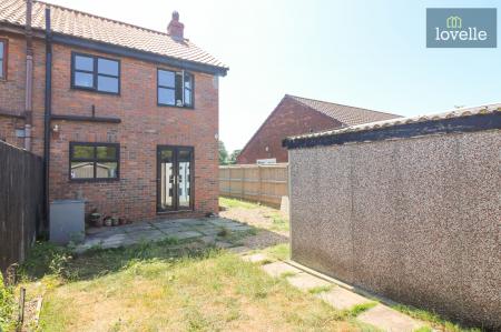 2 bedroom Semi-detached house for sale in Sea Lane, Saltfleet, LN11