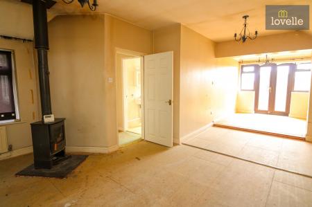2 bedroom Detached bungalow for sale in Bank End, North Somercotes, LN11