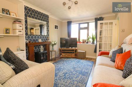 2 bedroom Semi-detached house for sale in Alexander Drive, Louth, LN11