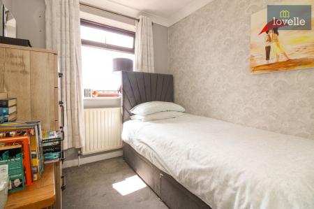 2 bedroom Semi-detached house for sale in Alexander Drive, Louth, LN11