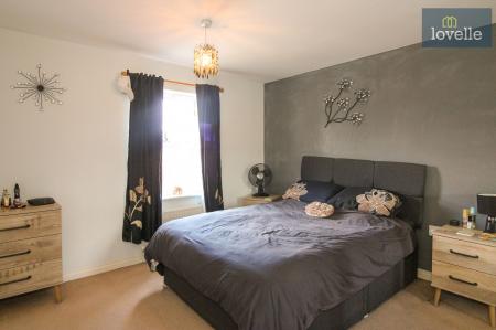 4 bedroom Detached house for sale in Bolle Road, Louth, LN11
