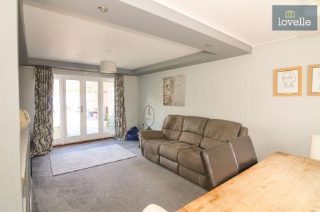 4 bedroom Detached house for sale in Bolle Road, Louth, LN11
