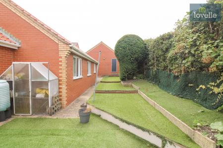 3 bedroom Detached bungalow for sale in Ashley Road, Louth, LN11