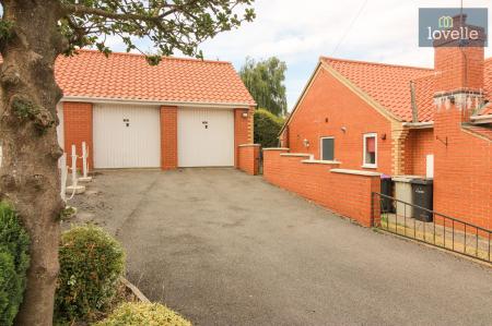 3 bedroom Detached bungalow for sale in Ashley Road, Louth, LN11