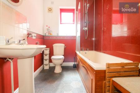 3 bedroom Detached bungalow for sale in Ashley Road, Louth, LN11