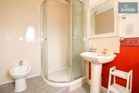 3 bedroom Detached bungalow for sale in Ashley Road, Louth, LN11