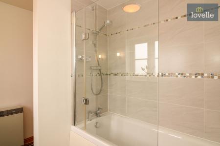 4 bedroom Detached house for sale in South View Lane, South Cockerington, LN11