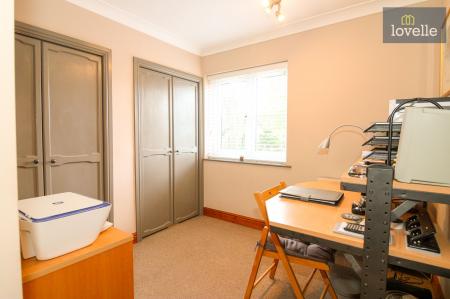 4 bedroom Detached house for sale in South View Lane, South Cockerington, LN11