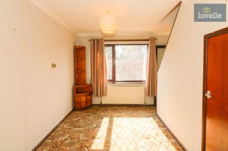 3 bedroom End of terrace house for sale in Dove Close, Louth, LN11