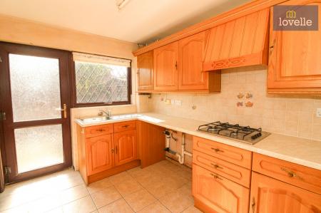 3 bedroom End of terrace house for sale in Dove Close, Louth, LN11