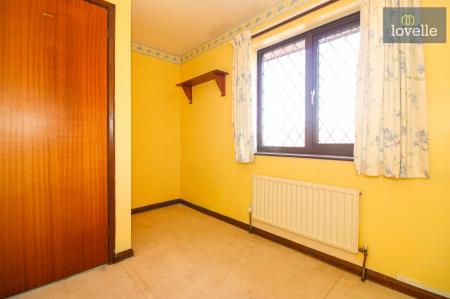 3 bedroom End of terrace house for sale in Dove Close, Louth, LN11