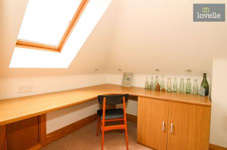 5 bedroom Detached house for sale in Conisholme Road, North Somercotes, LN11