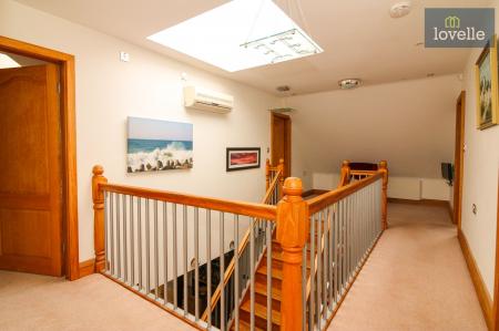 5 bedroom Detached house for sale in Conisholme Road, North Somercotes, LN11