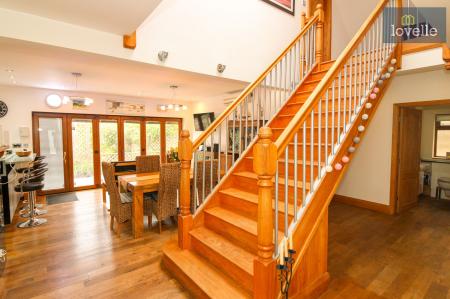 5 bedroom Detached house for sale in Conisholme Road, North Somercotes, LN11