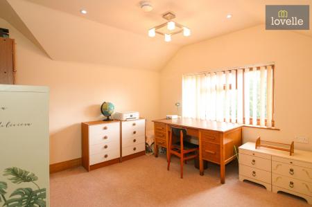 5 bedroom Detached house for sale in Conisholme Road, North Somercotes, LN11