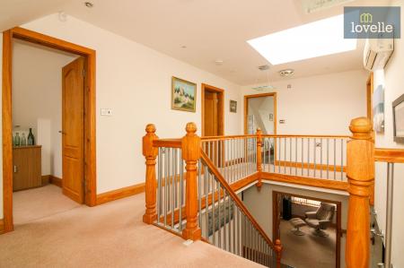 5 bedroom Detached house for sale in Conisholme Road, North Somercotes, LN11