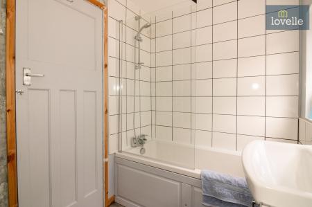 2 bedroom Semi-detached bungalow for sale in Jubilee Road, North Somercotes, LN11