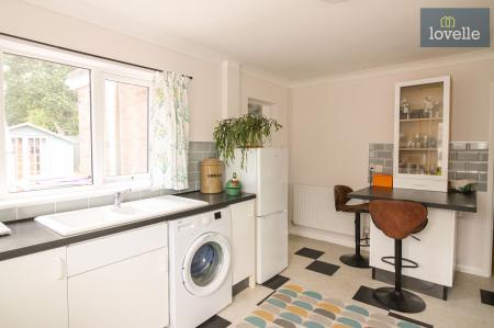 2 bedroom Semi-detached bungalow for sale in Jubilee Road, North Somercotes, LN11