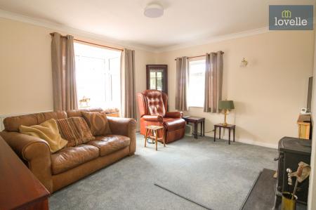 2 bedroom Semi-detached bungalow for sale in Jubilee Road, North Somercotes, LN11