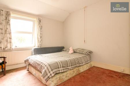 3 bedroom Detached house for sale in Louth Road, South Somercotes, LN11