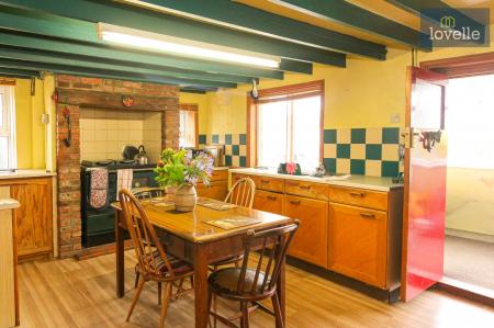 3 bedroom Detached house for sale in Louth Road, South Somercotes, LN11