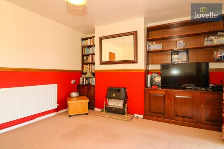 4 bedroom Semi-detached house for sale in Harewood Crescent, Louth, LN11