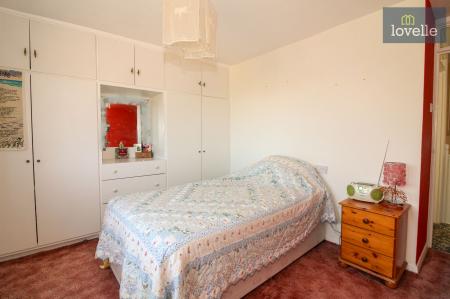 4 bedroom Semi-detached house for sale in Harewood Crescent, Louth, LN11