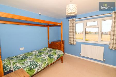 4 bedroom Semi-detached house for sale in Harewood Crescent, Louth, LN11