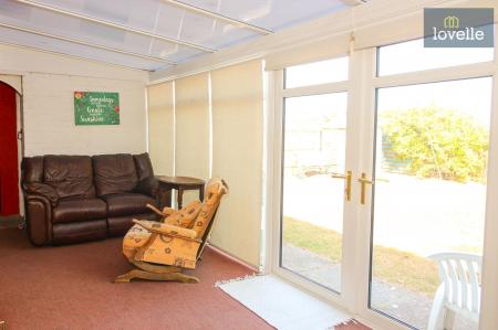 4 bedroom Semi-detached house for sale in Harewood Crescent, Louth, LN11