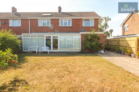 4 bedroom Semi-detached house for sale in Harewood Crescent, Louth, LN11