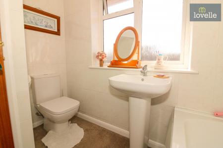 4 bedroom Semi-detached house for sale in Harewood Crescent, Louth, LN11