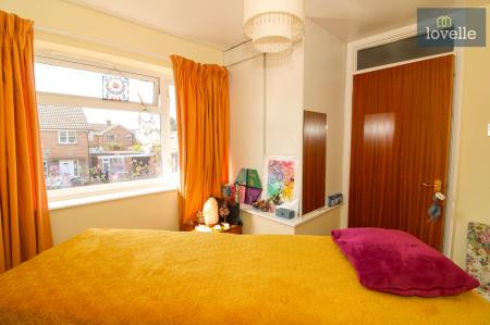 4 bedroom Semi-detached house for sale in Harewood Crescent, Louth, LN11
