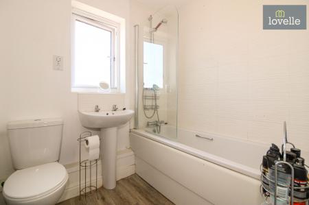 3 bedroom Semi-detached house for sale in St. Helens Drive, Louth, LN11