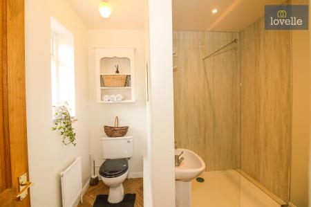 3 bedroom Semi-detached bungalow for sale in Mill Lane, Grainthorpe, LN11