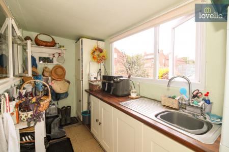 3 bedroom Semi-detached bungalow for sale in Mill Lane, Grainthorpe, LN11