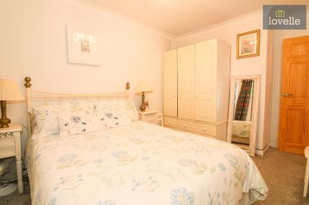 4 bedroom Detached house for sale in Butt Lane, Goulceby, LN11