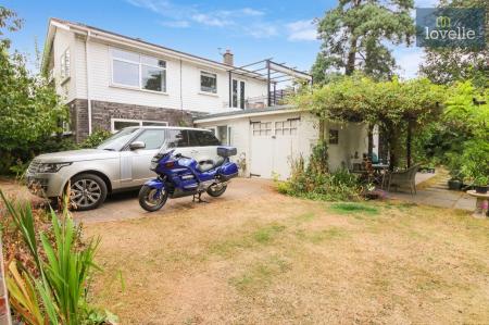 4 bedroom Detached house for sale in Butt Lane, Goulceby, LN11