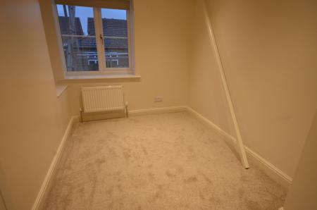 2 bedroom Terraced House to let in Leakes Row, Louth, LN11
