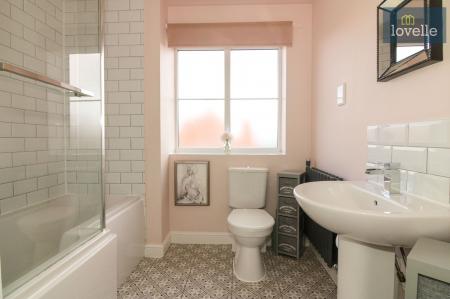 2 bedroom Semi-detached house for sale in Dales Way, Louth, LN11