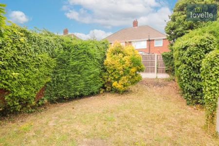2 bedroom Terraced House for sale in High Holme Road, Louth, LN11