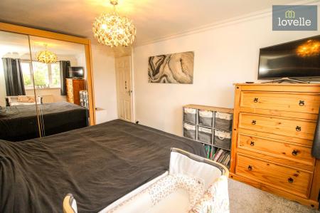 3 bedroom Detached house for sale in Carlton Road, Manby, LN11
