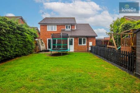 3 bedroom Detached house for sale in Carlton Road, Manby, LN11