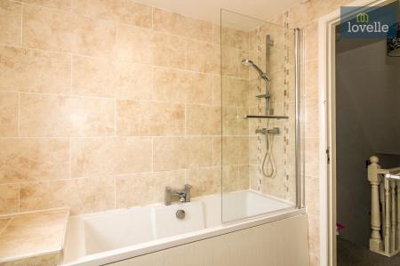 3 bedroom Detached house for sale in Carlton Road, Manby, LN11