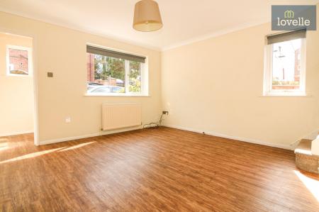2 bedroom Semi-detached house for sale in Eastfield Road, Louth, LN11
