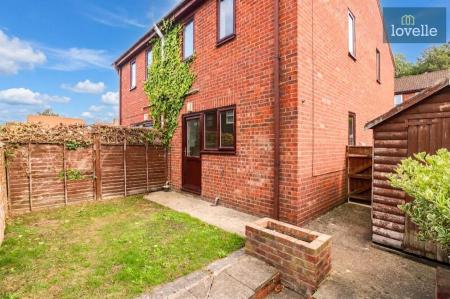 2 bedroom Semi-detached house for sale in Eastfield Road, Louth, LN11